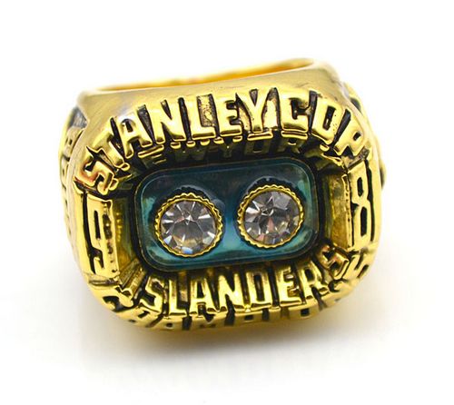 NHL New York Islanders World Champions Gold Ring